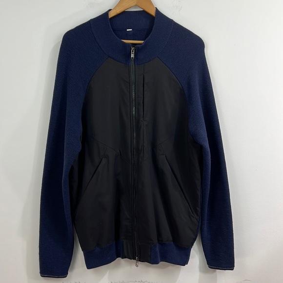 LULULEMON Navy Black Long Sleeve Jacket Coat Men’s Size Large